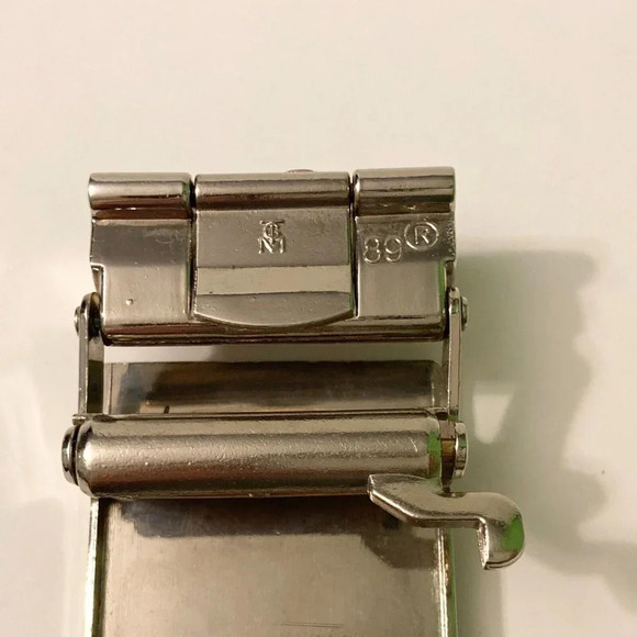 Vintage 1989 GK Belt Buckle  Black Gold Tone TGM - Picture 8 of 13